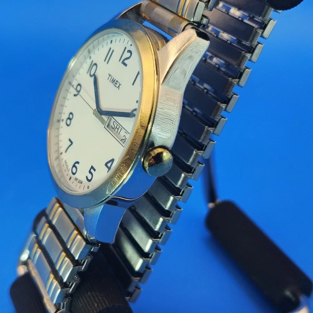 Vintage 2014 Timex Indiglo Day-Date 35mm‎ Mens Quartz Two Tone Dress Watch